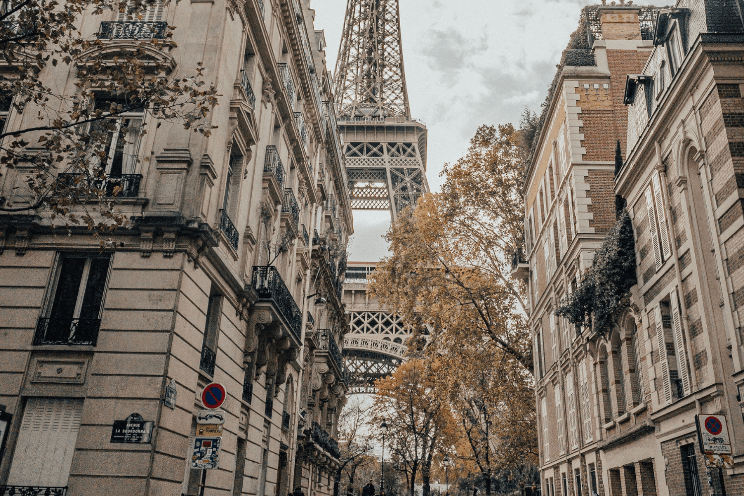 Rue de l'Université, Paris 7th district